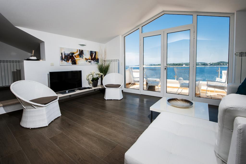 Corte Dei Merli Suite & Room Ровінь Номер фото