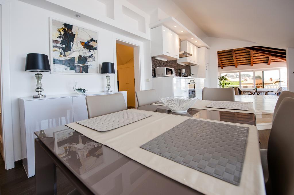 Corte Dei Merli Suite & Room Ровінь Номер фото